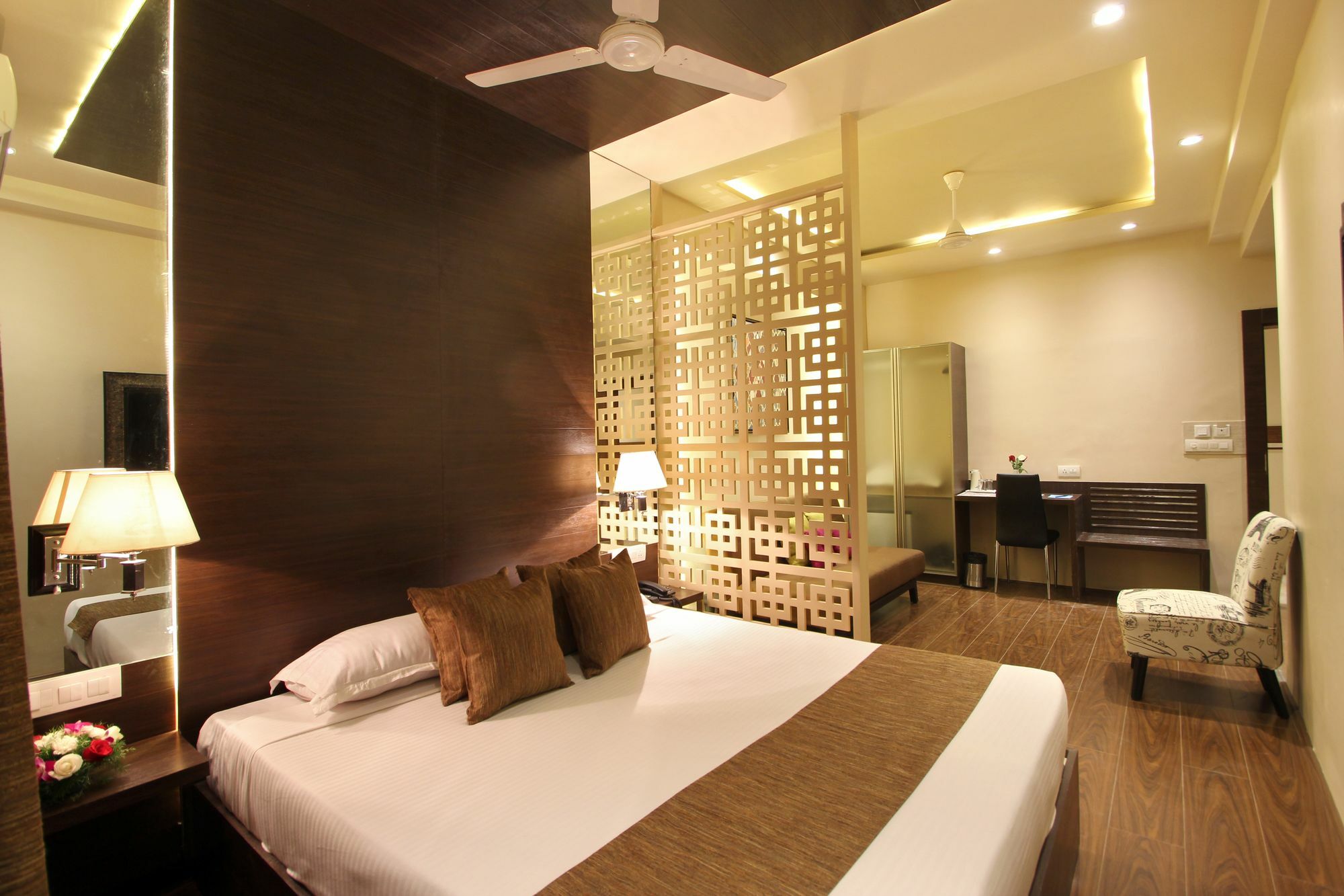 Fabhotel Arastu Nampally Hyderabad Exterior foto