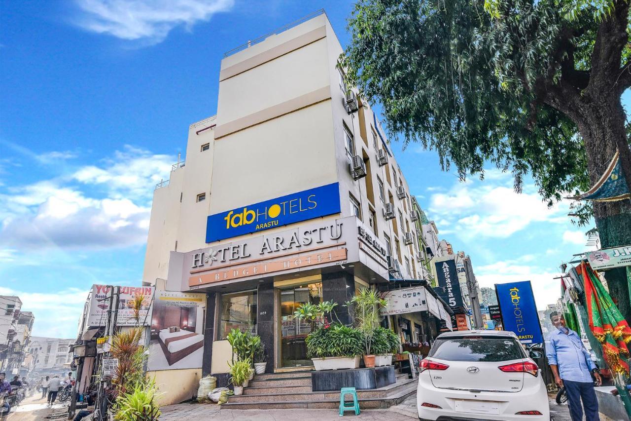 Fabhotel Arastu Nampally Hyderabad Exterior foto